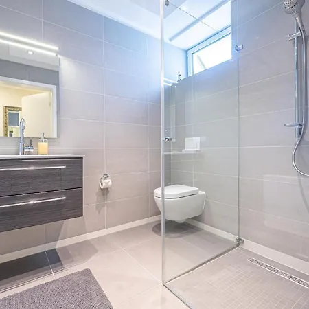 Apartament Fewo1846 - Museumsberg - Luxurioese Mit 2 Schlafzimmern Und 2 Baedern Flensburg